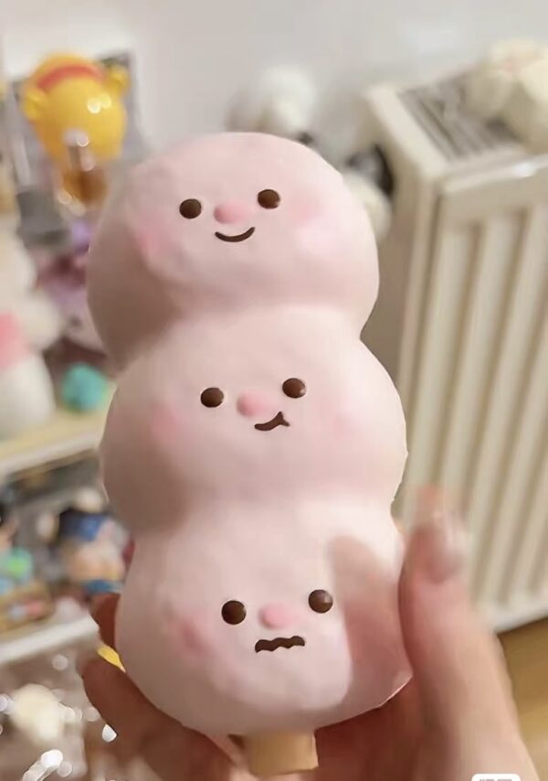 LisaSnowman-Shaped Glutinous Rice Cake Skewers Squishy