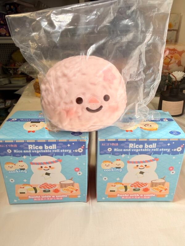 4b32cd1fdeb01325e184ba2384637d46 Lisa Snowman Onigiri Squishy